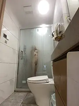 Snapshot of xibao379 chatting on 12-17-25, 02:01 xibao379 online show from 12-17-25, 02:01