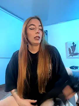 Snapshot of Soy_mangx chatting on 09-09-25, 03:17 Soy mangx online show from 09-09-25, 03:17