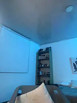 Snapshot of Soy_mangx chatting on 09-25-25, 04:05 Soy mangx online show from 09-25-25, 04:05