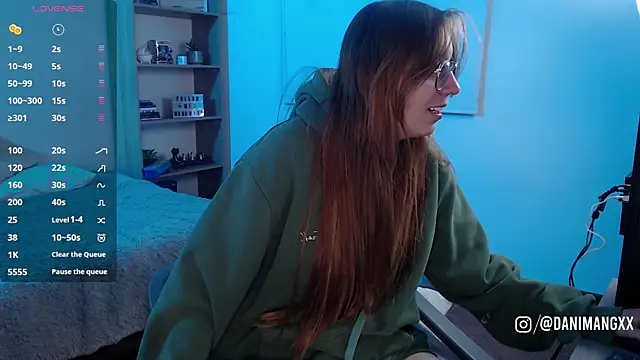 Snapshot of Soy_mangx chatting on 09-30-25, 04:39 Soy mangx online show from 09-30-25, 04:39