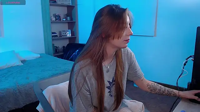 Snapshot of Soy_mangx chatting on 10-03-25, 02:08 Soy mangx online show from 10-03-25, 02:08