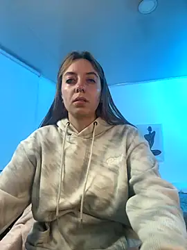 Snapshot of Soy_mangx chatting on 10-11-25, 02:44 Soy mangx online show from 10-11-25, 02:44