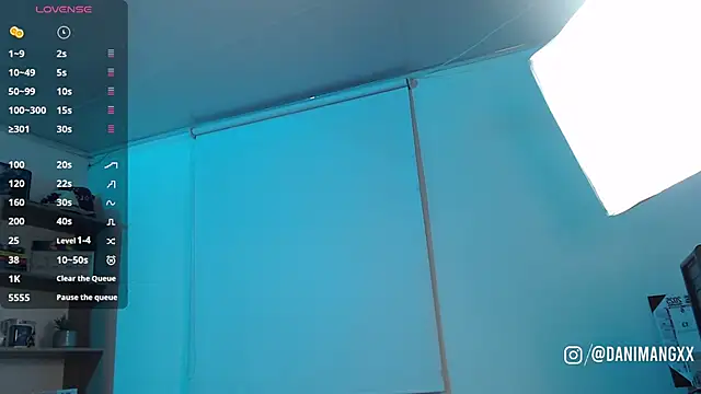 Snapshot of Soy_mangx chatting on 10-12-25, 03:27 Soy mangx online show from 10-12-25, 03:27