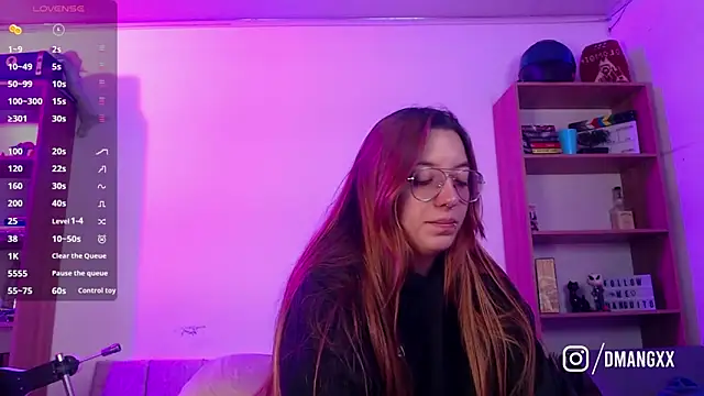 Snapshot of Soy_mangx chatting on 11-23-25, 10:31 Soy mangx online show from 11-23-25, 10:31