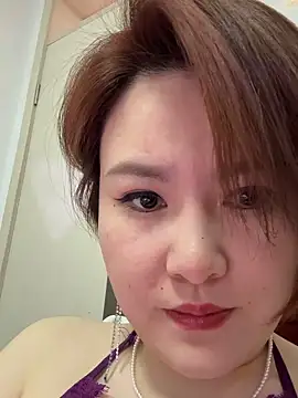 Snapshot of Baby-youyou chatting on 11-30-25, 01:15 Baby-youyou online show from 11-30-25, 01:15