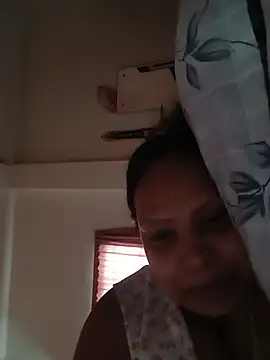 Snapshot of Arohi35 chatting on 06-15-26, 08:49 Arohi35 online show from 06-15-26, 08:49