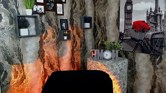 Snapshot of LanaTey chatting on 01-12-26, 05:29 LanaTey online show from 01-12-26, 05:29