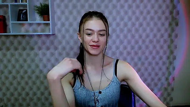 Snapshot of LanaTey chatting on 02-07-26, 02:32 LanaTey online show from 02-07-26, 02:32