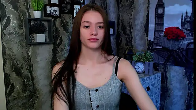 Snapshot of LanaTey chatting on 02-25-26, 06:01 LanaTey online show from 02-25-26, 06:01