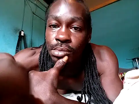 Snapshot of rasvinchi chatting on 10-13-25, 12:49 rasvinchi online show from 10-13-25, 12:49