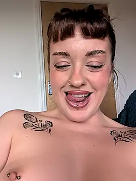 Petite Juicy Olive online show from 05-09-26, 08:08