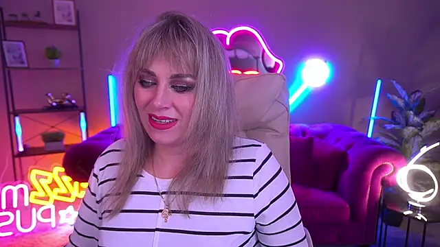 CandyLadyyy online show from 11-30-25, 09:19