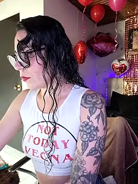 Snapshot of mia_velvet1 chatting on 02-17-26, 02:35 mia velvet1 online show from 02-17-26, 02:35