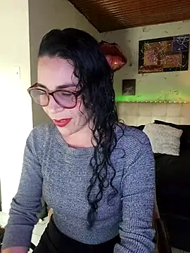 Snapshot of mia_velvet1 chatting on 03-04-26, 05:52 mia velvet1 online show from 03-04-26, 05:52