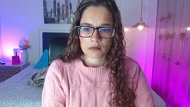 Snapshot of Rose_Thompson1 chatting on 05-16-26, 01:21 Rose Thompson1 online show from 05-16-26, 01:21