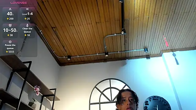 Snapshot of labrinthteasing chatting on 10-10-25, 03:44 labrinthteasing online show from 10-10-25, 03:44