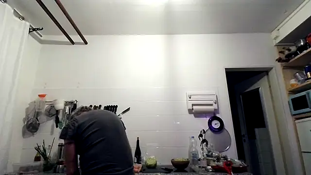 Snapshot of Berg_Boy chatting on 01-14-26, 06:13 Berg Boy online show from 01-14-26, 06:13