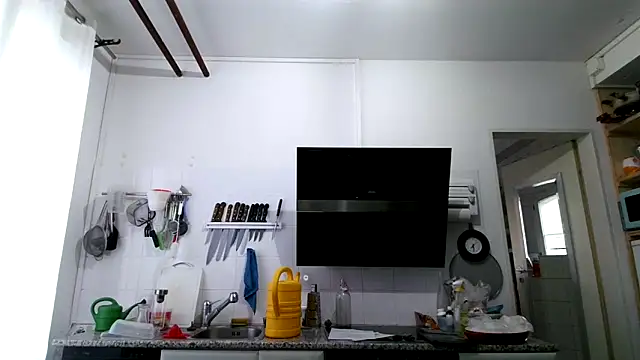 Snapshot of Berg_Boy chatting on 03-16-26, 06:28 Berg Boy online show from 03-16-26, 06:28