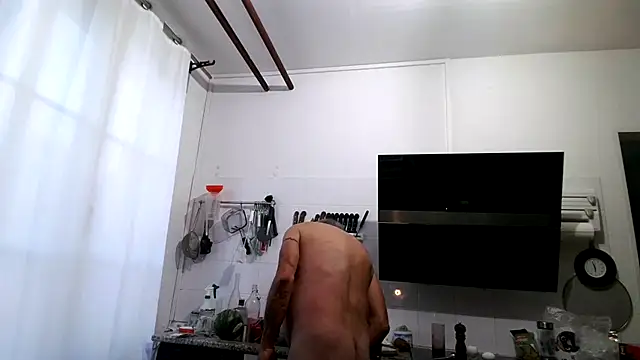 Snapshot of Berg_Boy chatting on 07-08-26, 03:55 Berg Boy online show from 07-08-26, 03:55