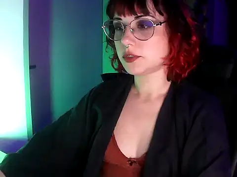 Acid Girl Ofc online show from 10-24-25, 03:03