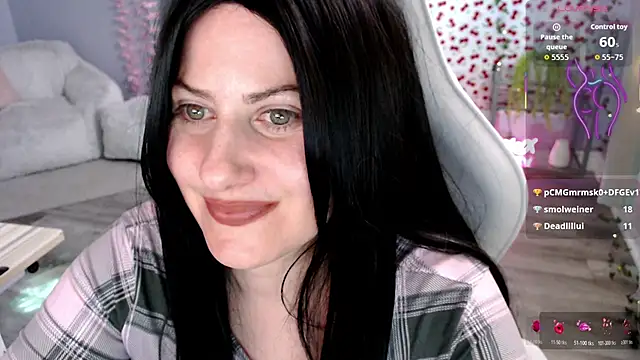 Snapshot of BellaStar84 chatting on 05-10-26, 06:13 BellaStar84 online show from 05-10-26, 06:13