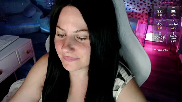 Snapshot of BellaStar84 chatting on 07-16-26, 08:42 BellaStar84 online show from 07-16-26, 08:42