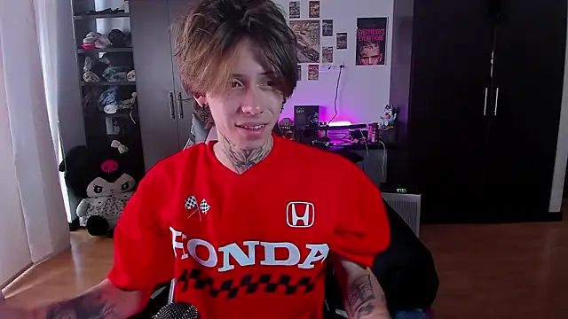 xIce Boy online show from 03-16-26, 01:48