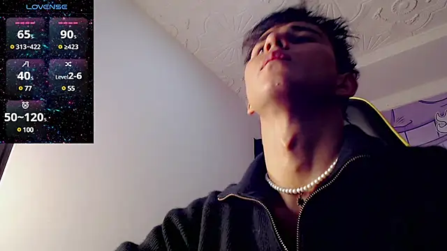 Snapshot of Thomass_shelbyy chatting on 03-19-25, 12:45 Thomass shelbyy online show from 03-19-25, 12:45