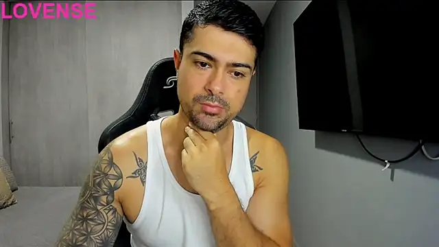 Dante Storm online show from 10-20-25, 04:07