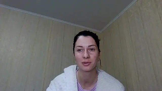 Snapshot of _Black-Panther_ chatting on 09-13-25, 06:02 Black-Panther online show from 09-13-25, 06:02