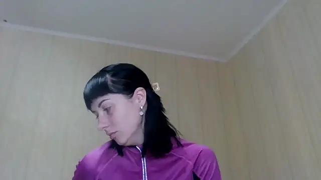 Snapshot of _Black-Panther_ chatting on 10-06-25, 07:39 Black-Panther online show from 10-06-25, 07:39