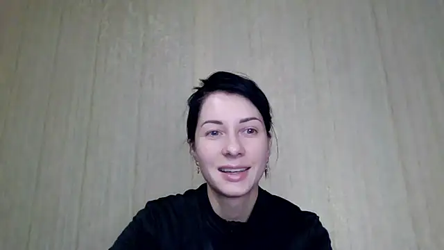 Snapshot of _Black-Panther_ chatting on 10-19-25, 05:52 Black-Panther online show from 10-19-25, 05:52