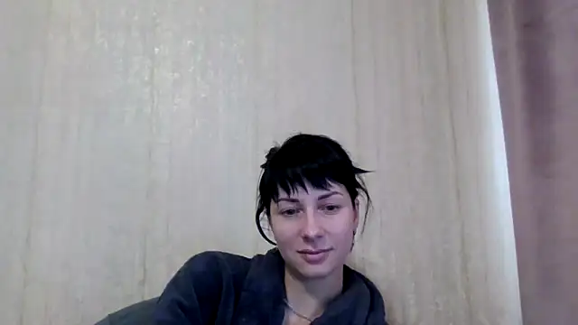 Snapshot of _Black-Panther_ chatting on 10-23-25, 06:13 Black-Panther online show from 10-23-25, 06:13