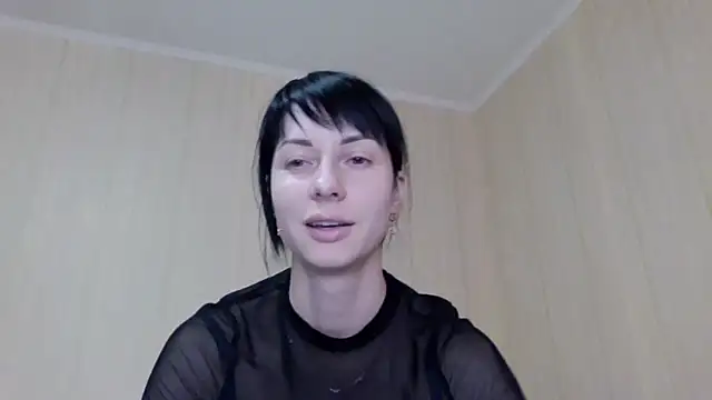 Snapshot of _Black-Panther_ chatting on 10-31-25, 07:42 Black-Panther online show from 10-31-25, 07:42