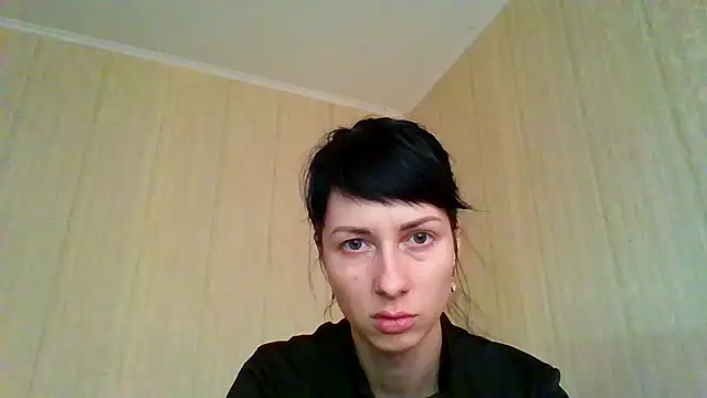 Snapshot of _Black-Panther_ chatting on 11-15-25, 10:12 Black-Panther online show from 11-15-25, 10:12