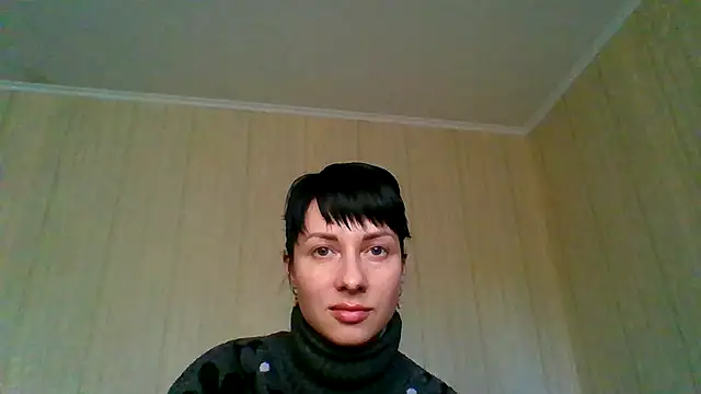 Snapshot of _Black-Panther_ chatting on 11-24-25, 12:27 Black-Panther online show from 11-24-25, 12:27