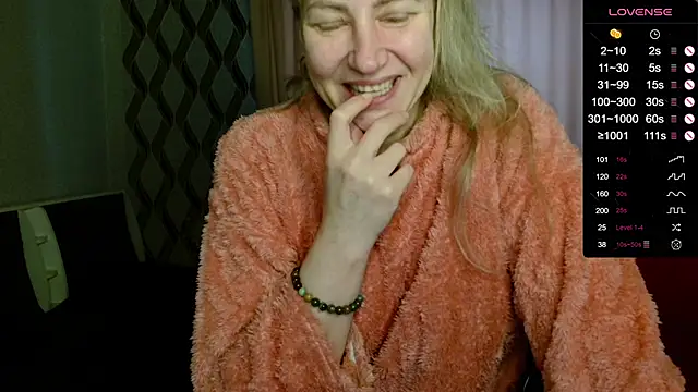 Snapshot of ganet469 chatting on 11-26-25, 08:59 ganet469 online show from 11-26-25, 08:59