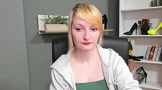 hottieBlair online show from 03-13-25, 07:31