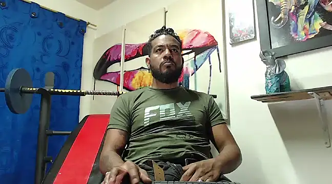 BladeFoxxx1 online show from 03-12-25, 01:19