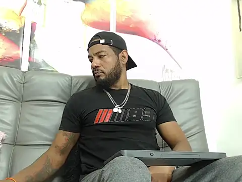 BladeFoxxx1 online show from 09-28-25, 11:59