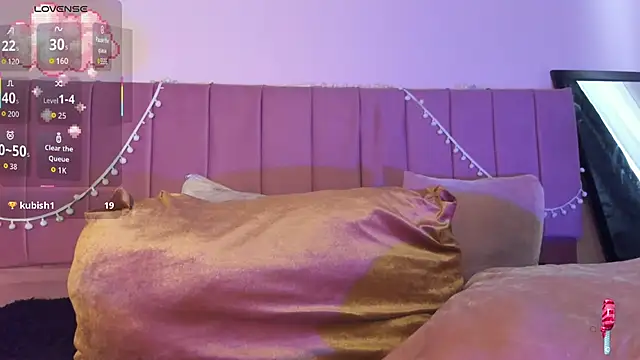 kitty-kryss online show from 11-10-25, 04:17