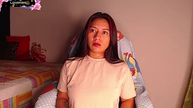 Snapshot of yes0225 chatting on 09-18-25, 03:14 yes0225 online show from 09-18-25, 03:14