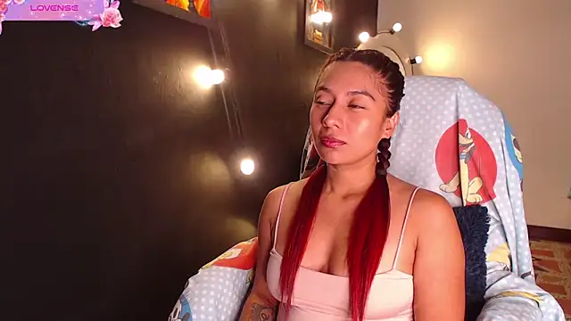 Snapshot of yes0225 chatting on 02-02-26, 01:10 yes0225 online show from 02-02-26, 01:10