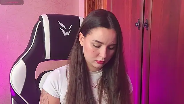 Snapshot of CherryTouss chatting on 01-19-26, 07:34 CherryTouss online show from 01-19-26, 07:34