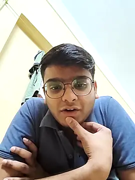 Snapshot of sutfvkii chatting on 03-21-25, 02:51 sutfvkii online show from 03-21-25, 02:51