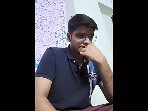 Snapshot of sutfvkii chatting on 10-23-25, 01:32 sutfvkii online show from 10-23-25, 01:32