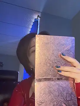 Snapshot of Mistress_Niky_ chatting on 12-03-25, 07:12 Mistress Niky online show from 12-03-25, 07:12