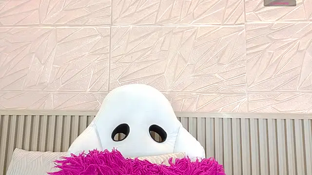 Snapshot of Gaviluc_ chatting on 02-09-26, 12:31 Gaviluc online show from 02-09-26, 12:31