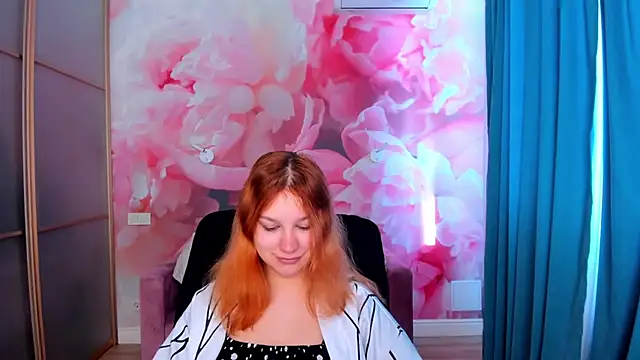 AngelinaLow online show from 04-19-26, 05:29