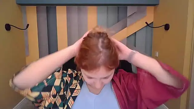 AngelinaLow online show from 04-20-26, 11:24